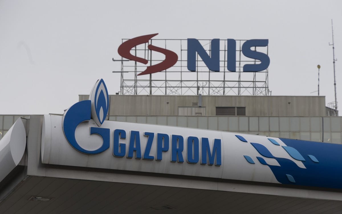 Gazprom Neft pregovara o NIS-u isključivo sa MOL-om