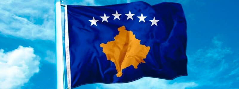 Kosovo se određuje od obavezne vojne službe i umesto toga usvaja model sveobuhvatne odbrane